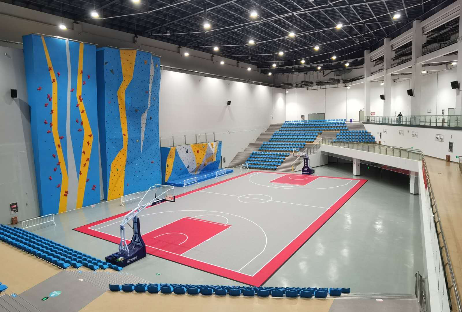 扬州南部体育公园篮球场